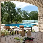 بيت للعطل Strandnahe Steinvilla Nur 800 Meter Zum Mit Privatpool, Bbq, Waschmaschine *
