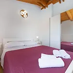 Strandnahe Steinvilla Nur 800 Meter Zum Mit Privatpool, Bbq, Waschmaschine فونتانا
