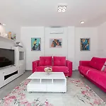 Strandnahe Steinvilla Nur 800 Meter Zum Mit Privatpool, Bbq, Waschmaschine فونتانا