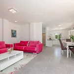 Strandnahe Steinvilla Nur 800 Meter Zum Mit Privatpool, Bbq, Waschmaschine * فونتانا