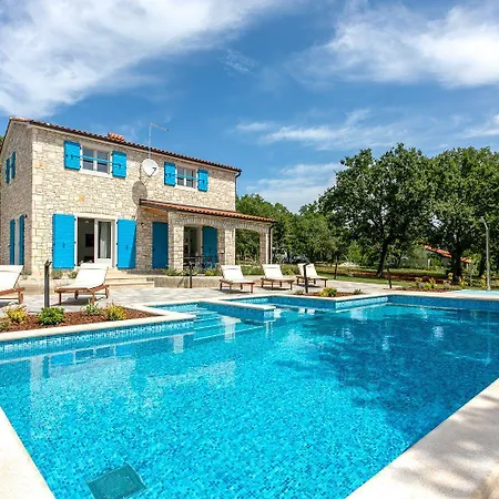Strandnahe Steinvilla Nur 800 Meter Zum Mit Privatpool, Bbq, Waschmaschine بيت للعطل *